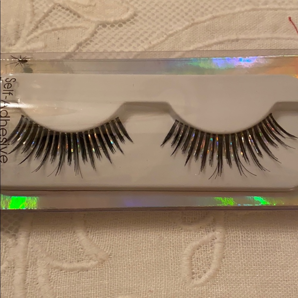 Fantasy Makers self adhesive lash